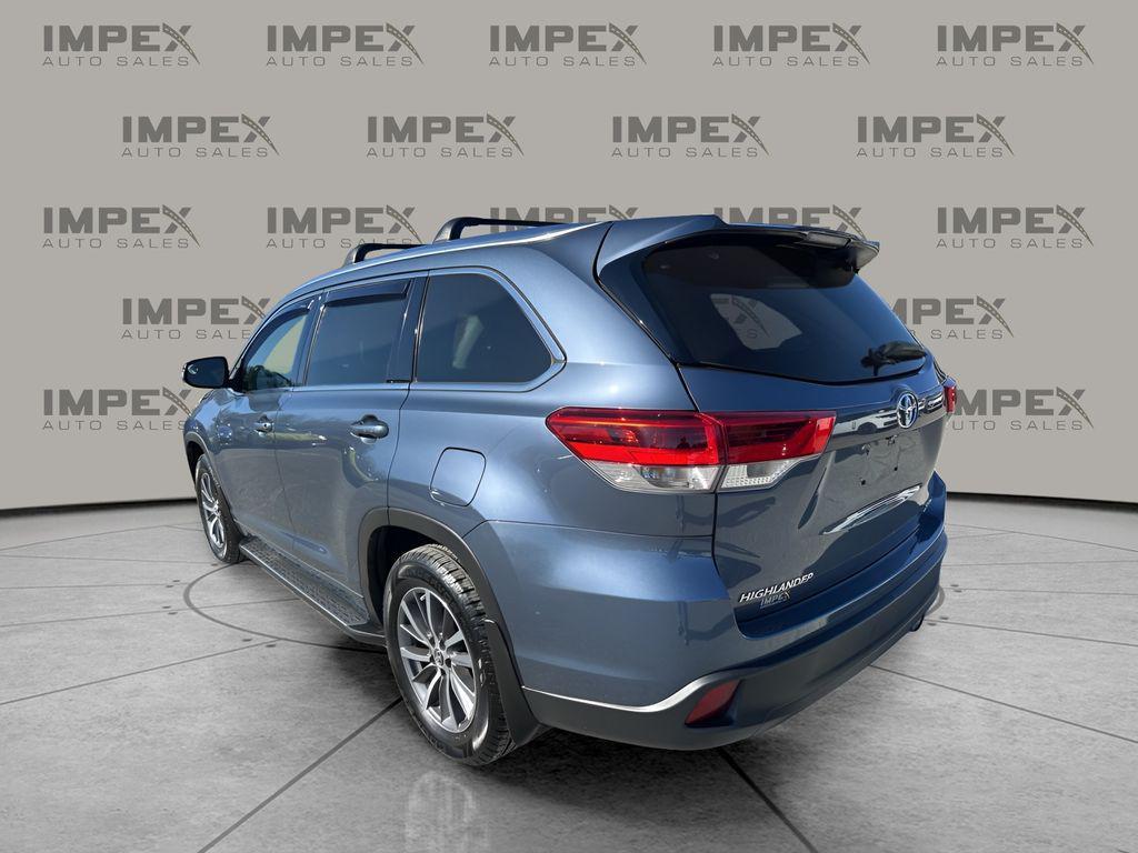 used 2018 Toyota Highlander car, priced at $21,295