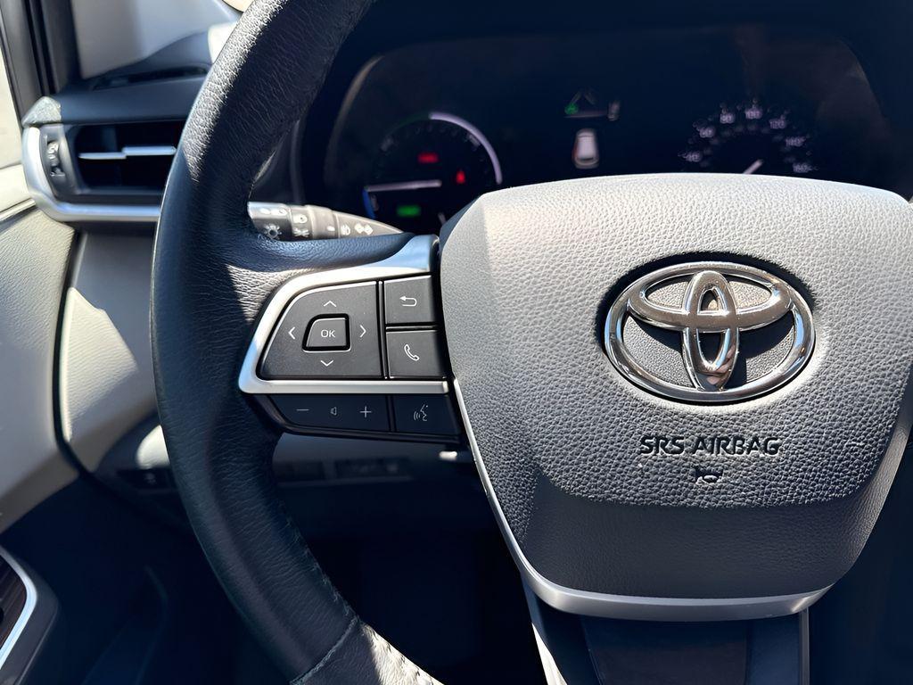 used 2022 Toyota Sienna car, priced at $31,395