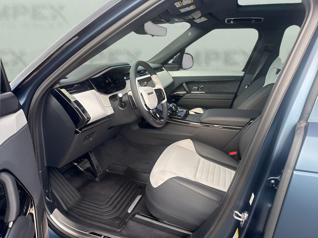 used 2025 Land Rover Range Rover Sport car, priced at $159,550