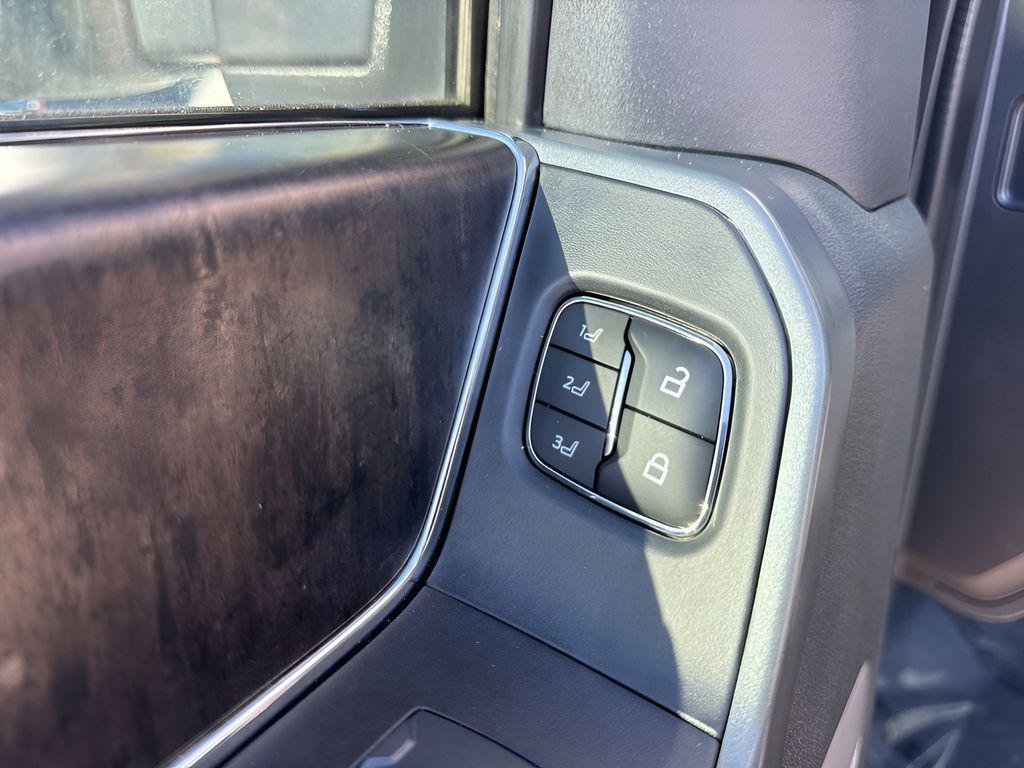 used 2023 Ford F-250 car, priced at $58,770