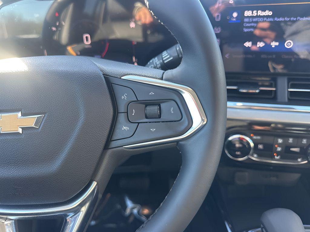 used 2025 Chevrolet Trax car, priced at $19,980