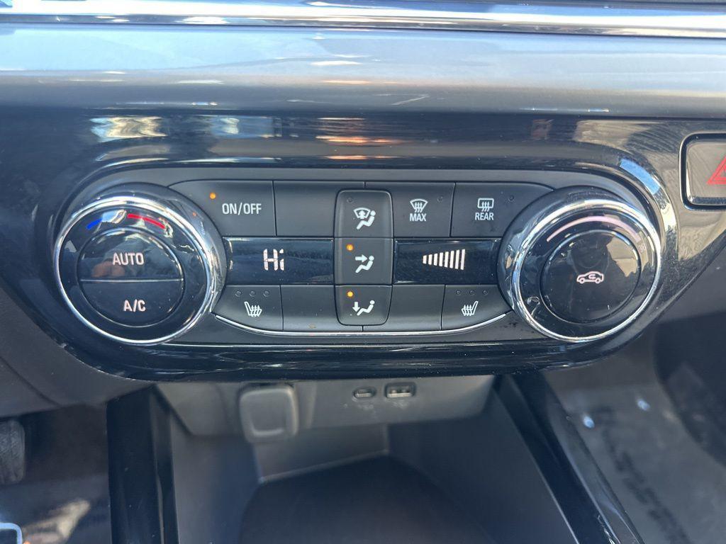 used 2025 Chevrolet Trax car, priced at $19,980