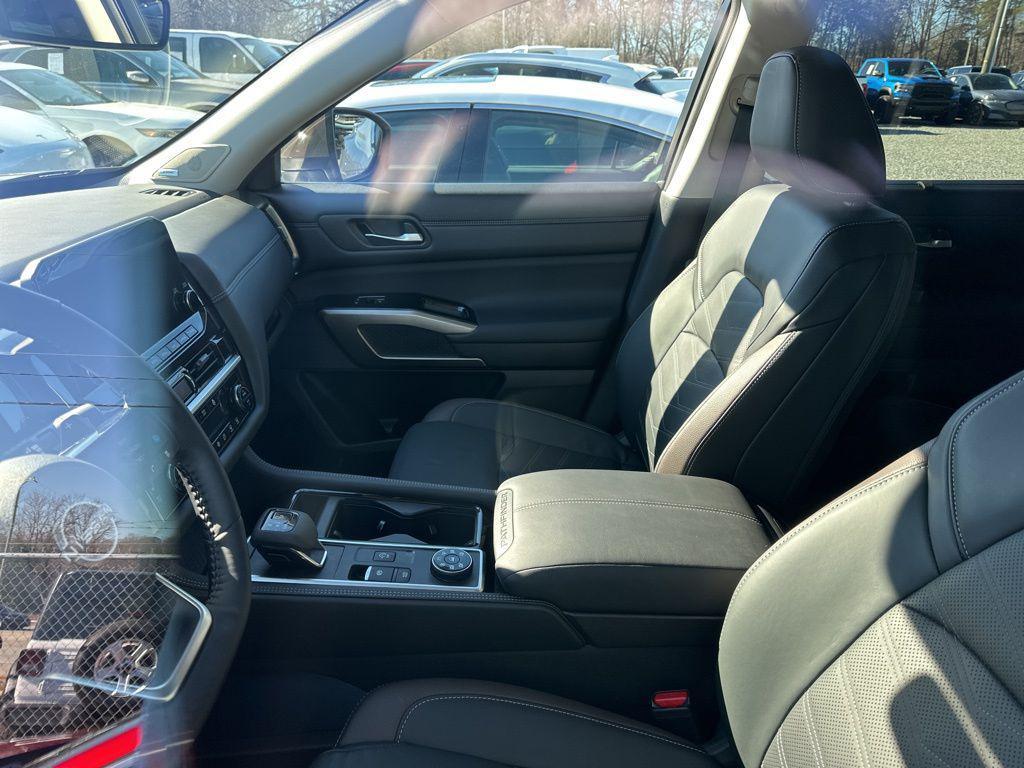 used 2024 Nissan Pathfinder car, priced at $39,680