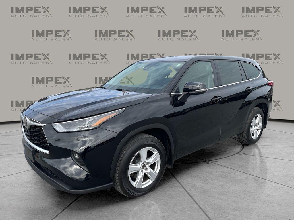 used 2022 Toyota Highlander car, priced at $25,995