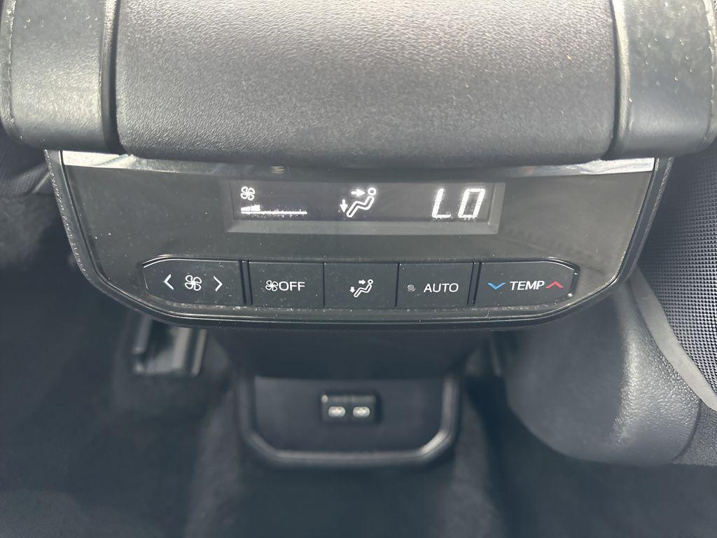 used 2022 Toyota Highlander car, priced at $25,300