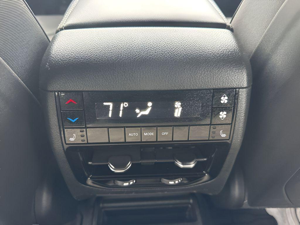 used 2025 Jeep Grand Cherokee L car, priced at $40,890