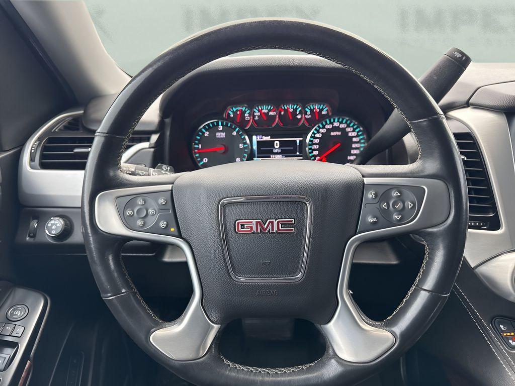 used 2020 GMC Yukon car, priced at $24,860