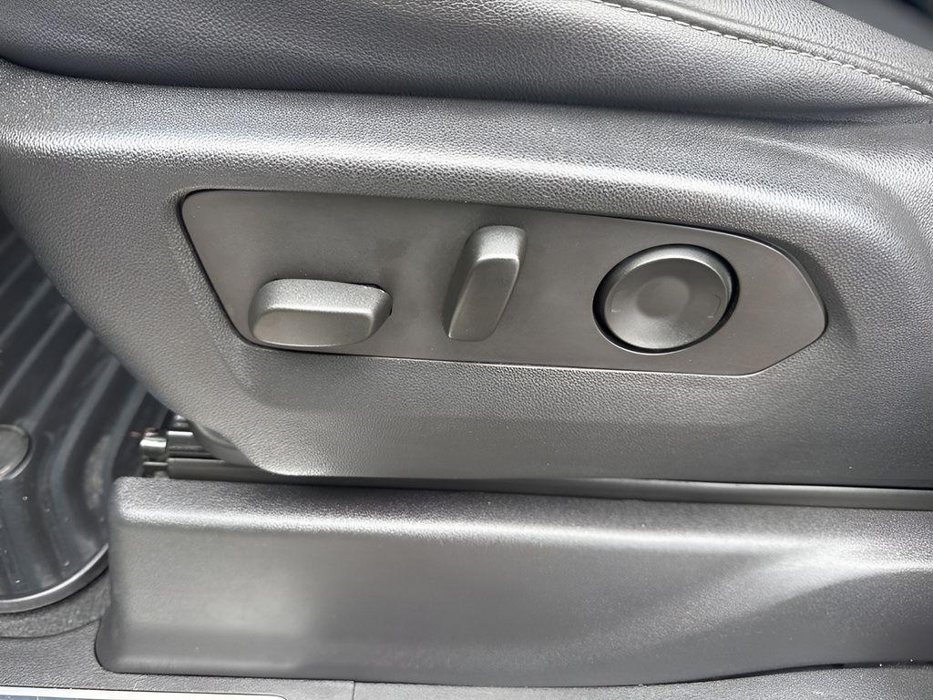 used 2024 Chevrolet Silverado 2500 car, priced at $54,950