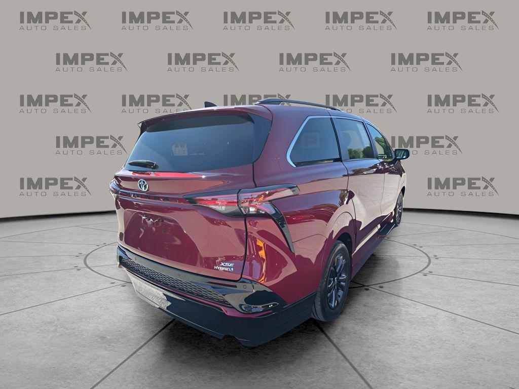 used 2024 Toyota Sienna car, priced at $79,990