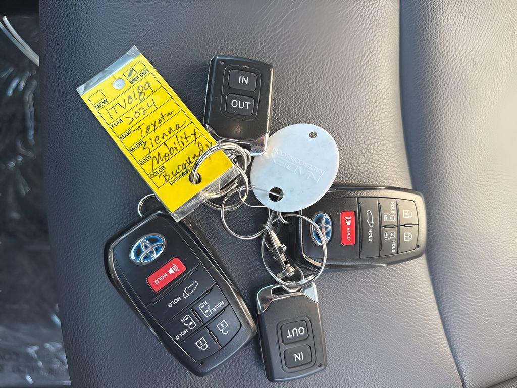 used 2024 Toyota Sienna car, priced at $79,990