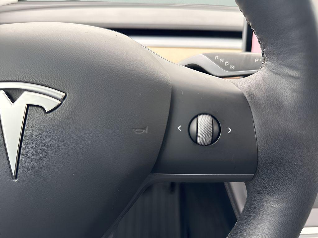 used 2022 Tesla Model Y car