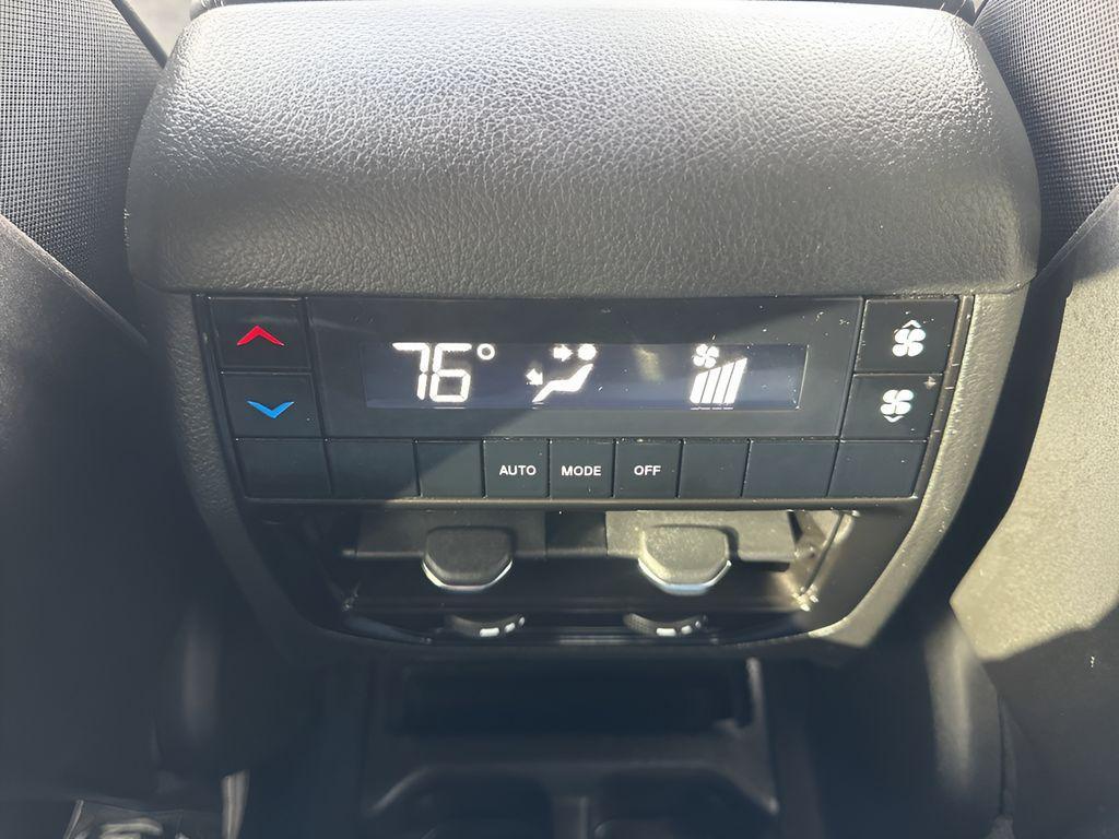 used 2024 Jeep Grand Cherokee L car, priced at $29,860