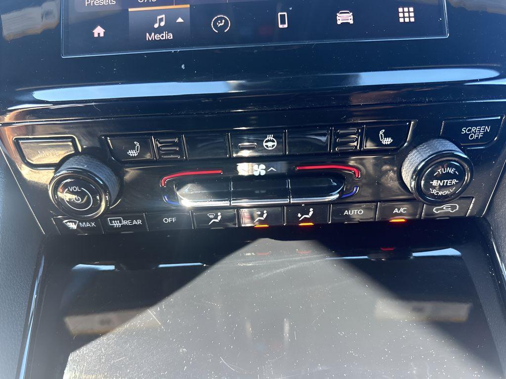 used 2022 Jeep Grand Cherokee L car, priced at $27,850