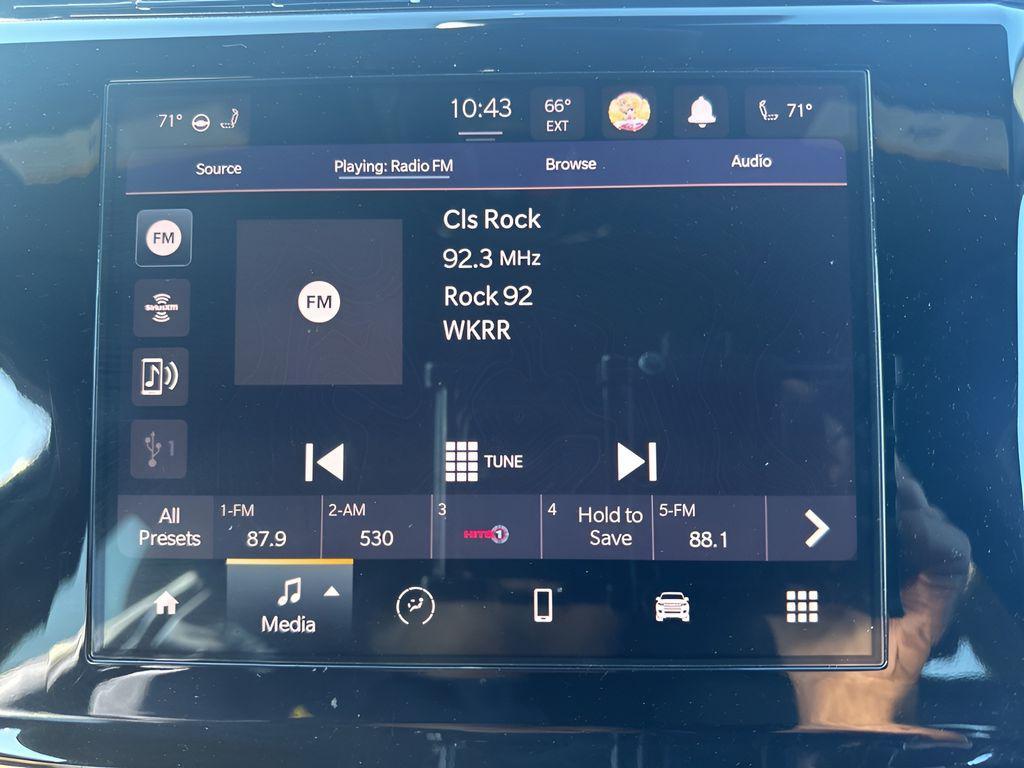 used 2022 Jeep Grand Cherokee L car, priced at $27,850