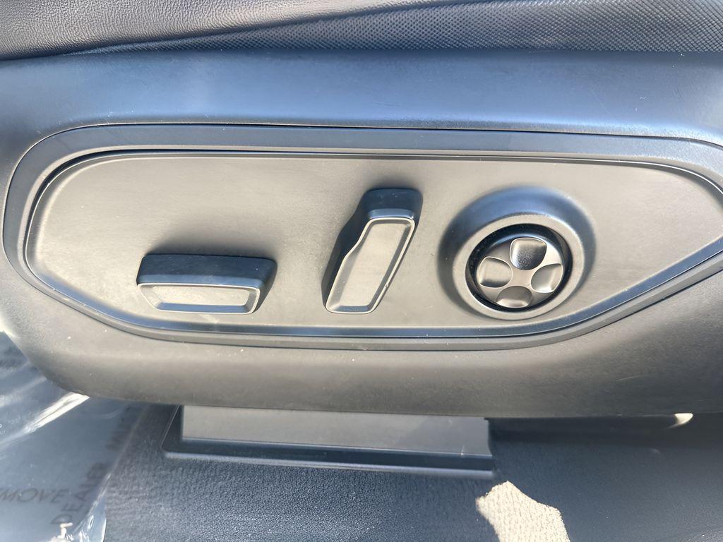 used 2022 Jeep Grand Cherokee L car, priced at $27,850