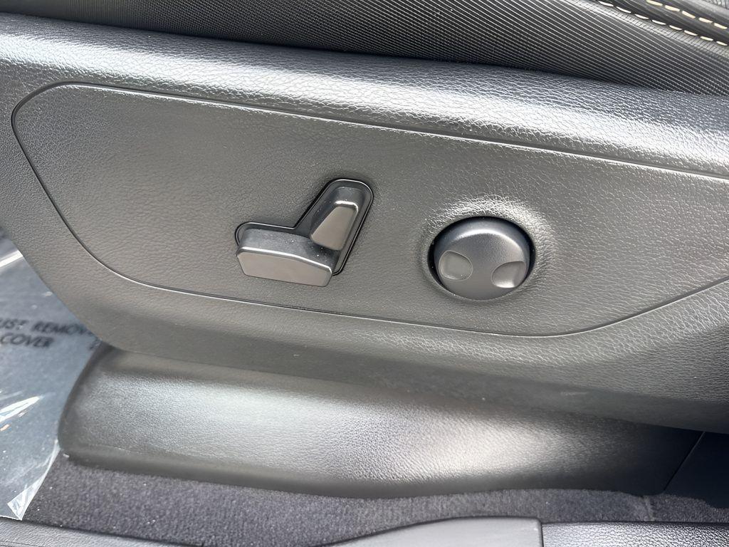 used 2025 Ram 1500 car, priced at $41,500