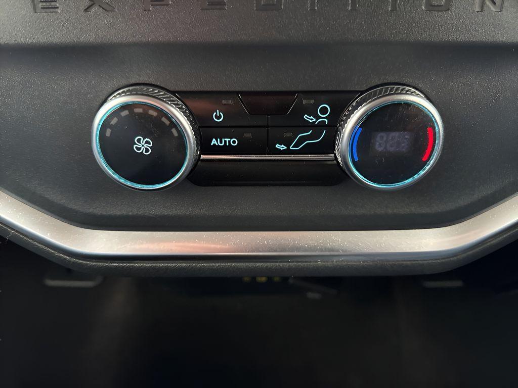 used 2025 Ford Expedition Max car, priced at $58,420