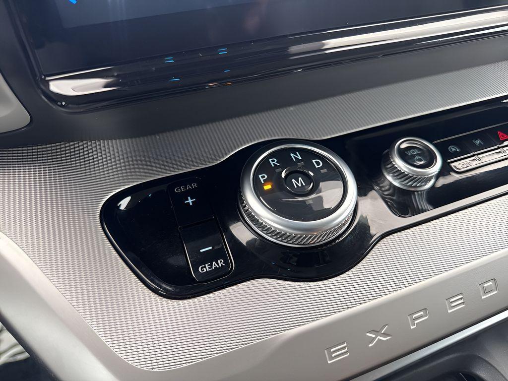 used 2025 Ford Expedition Max car, priced at $58,420