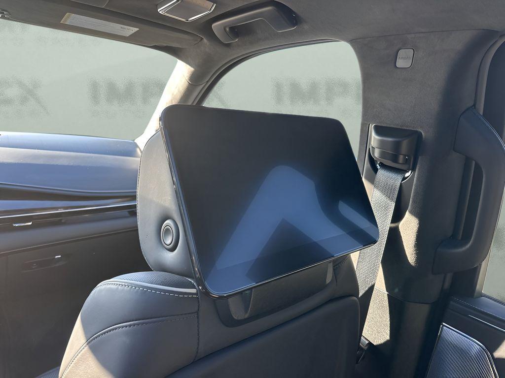 used 2024 Cadillac Escalade ESV car, priced at $88,650