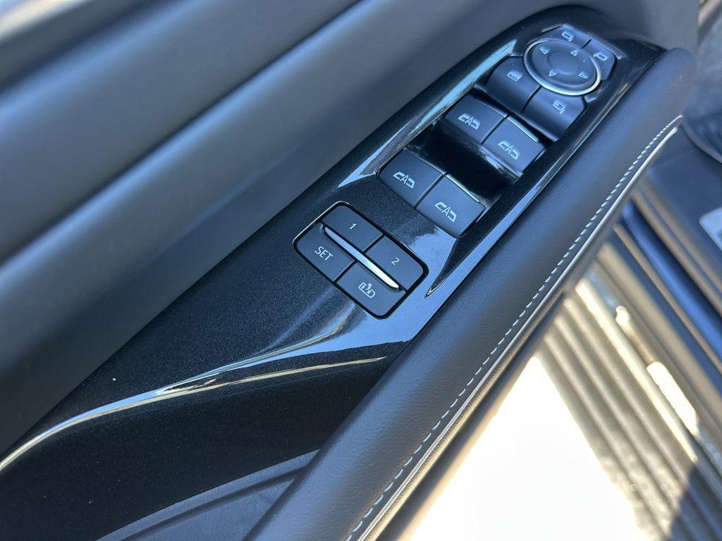 used 2024 Cadillac Escalade ESV car, priced at $88,650