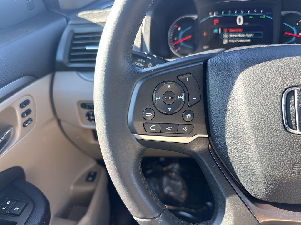 used 2020 Honda Pilot car, priced at $25,500