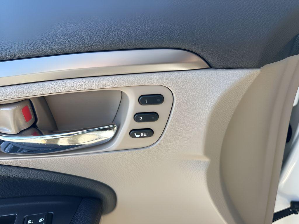 used 2020 Honda Pilot car, priced at $25,500