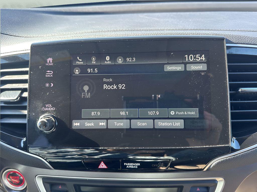 used 2020 Honda Pilot car, priced at $25,500