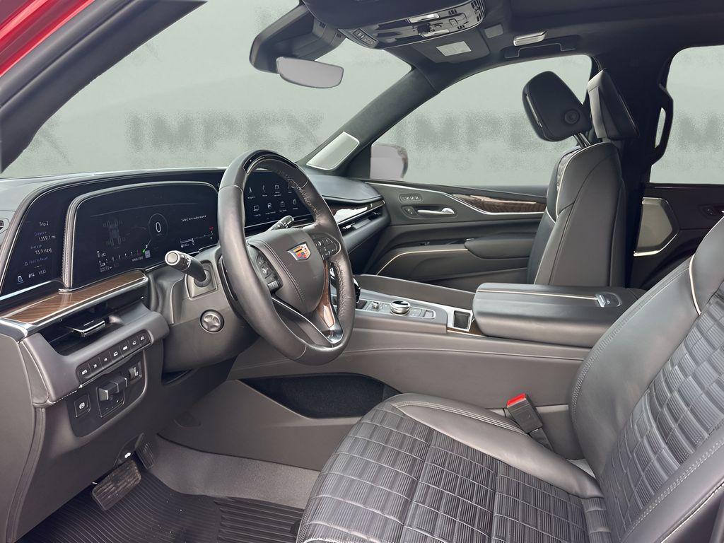 used 2024 Cadillac Escalade ESV car, priced at $86,200