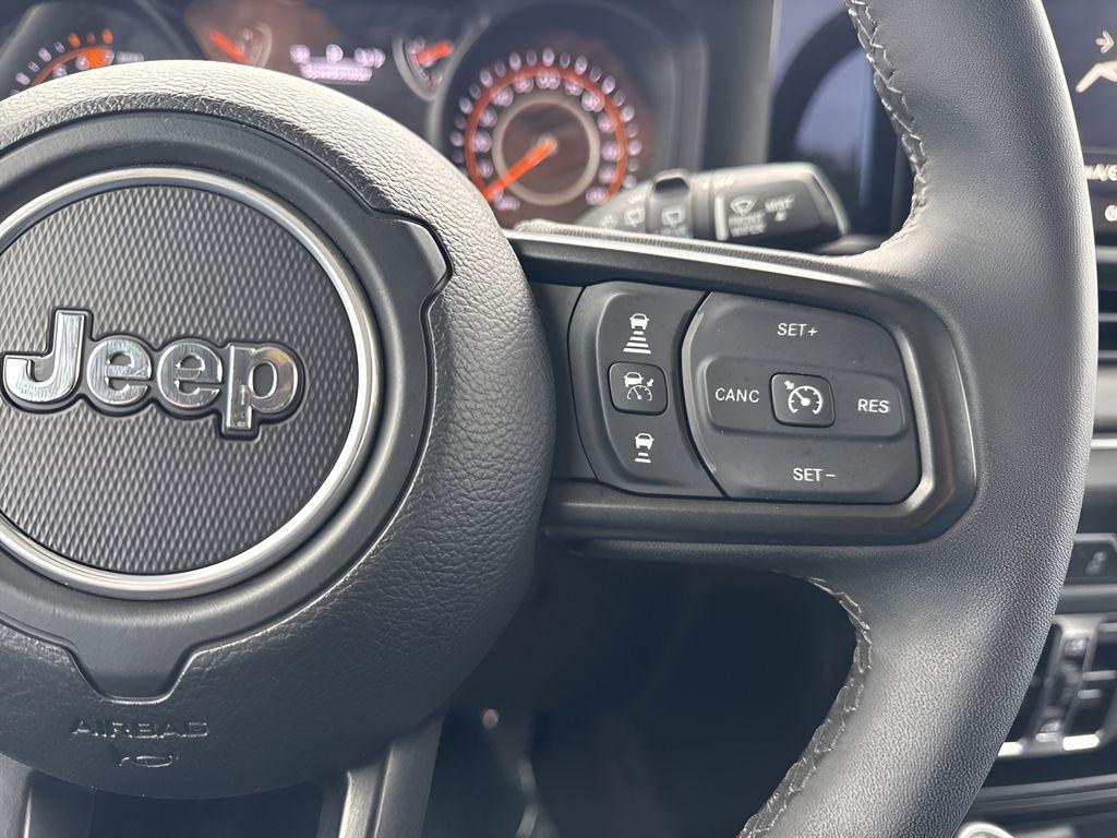 used 2025 Jeep Wrangler car, priced at $32,950