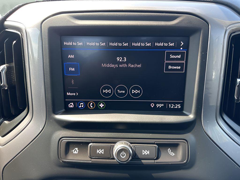 used 2024 Chevrolet Silverado 1500 car, priced at $25,600