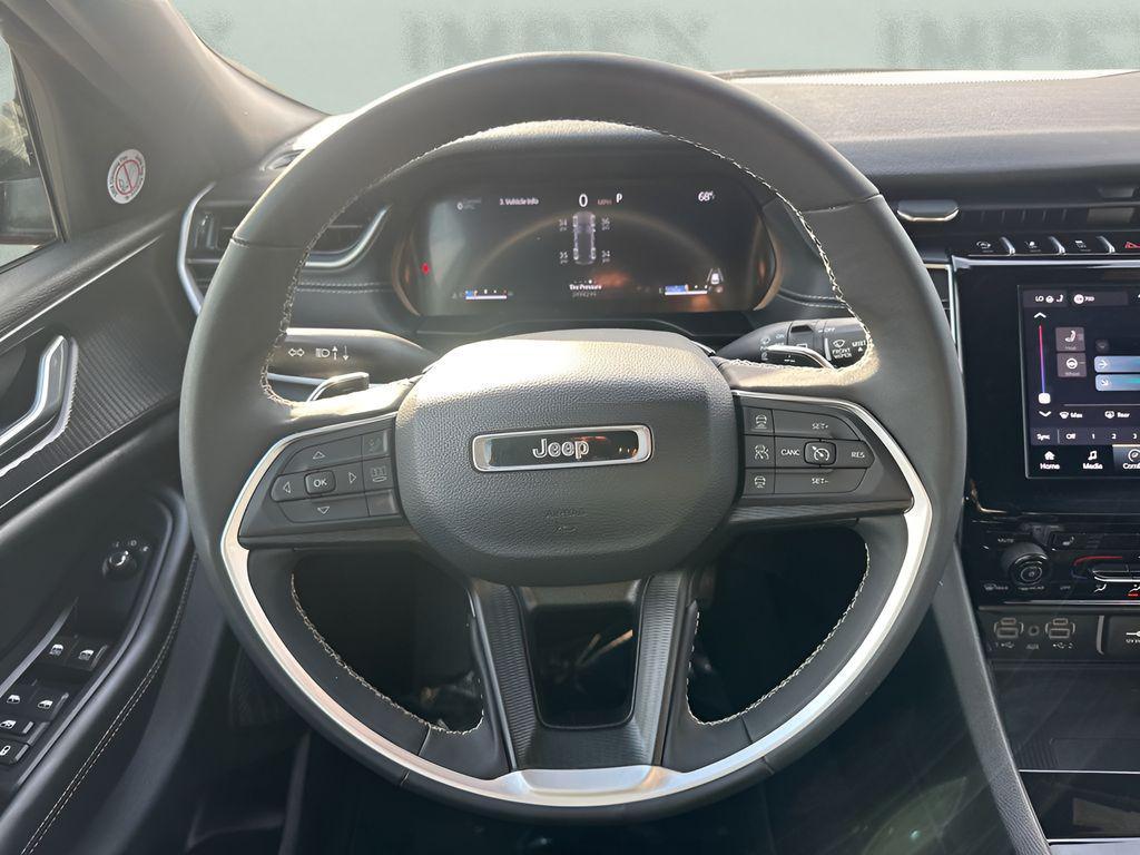 used 2024 Jeep Grand Cherokee car, priced at $29,980