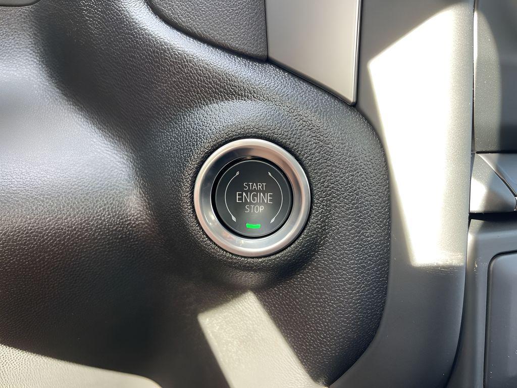 used 2024 GMC Sierra 1500 car, priced at $38,750