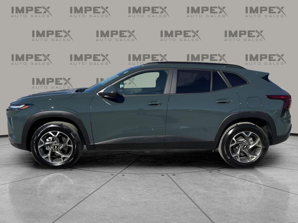 used 2025 Chevrolet Trax car