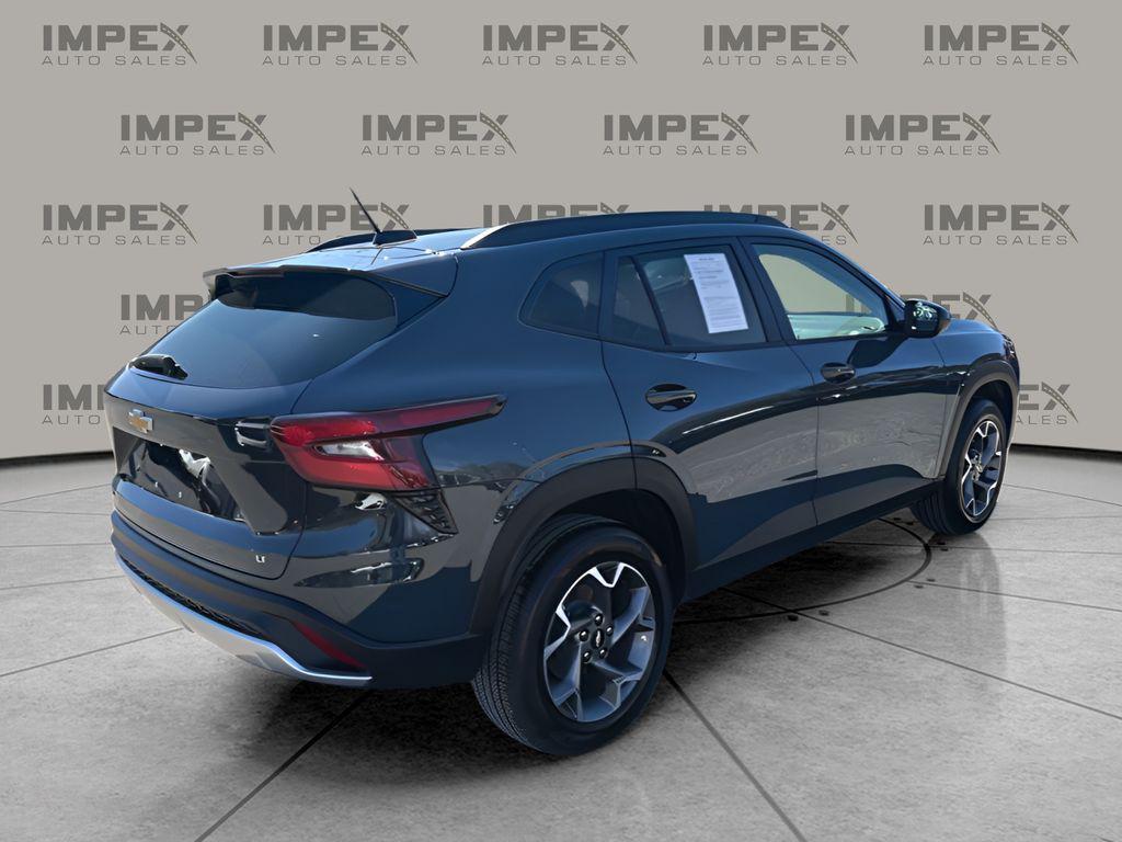 used 2025 Chevrolet Trax car