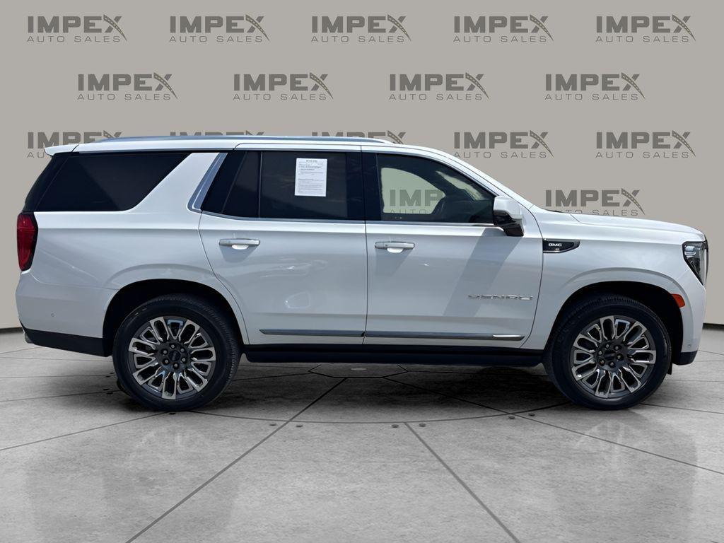 used 2024 GMC Yukon car, priced at $78,290