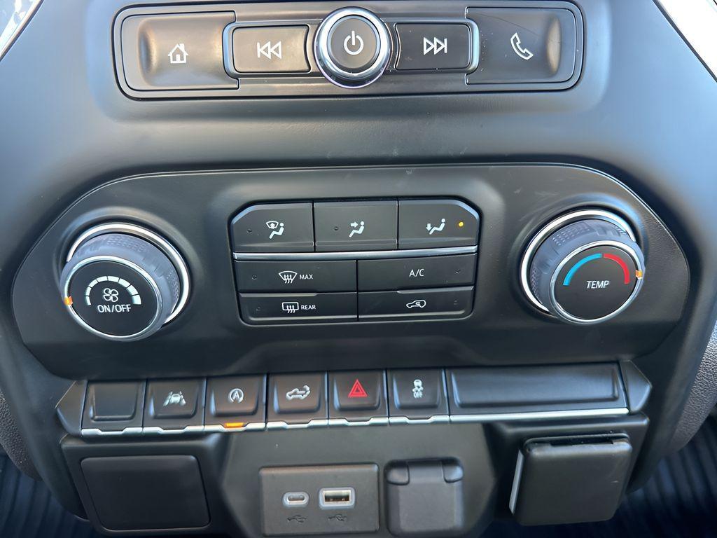 used 2022 Chevrolet Silverado 1500 car, priced at $30,170