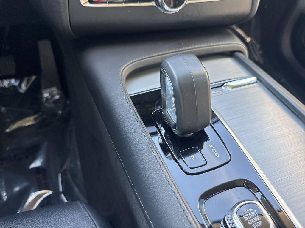 used 2024 Volvo XC90 car, priced at $37,290