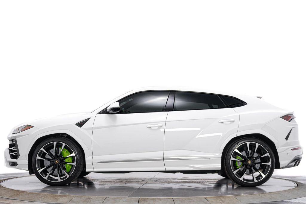 used 2021 Lamborghini Urus car, priced at $223,900