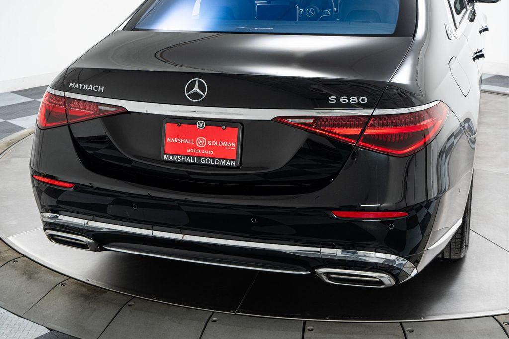 Mercedes-Benz S-Class view 43