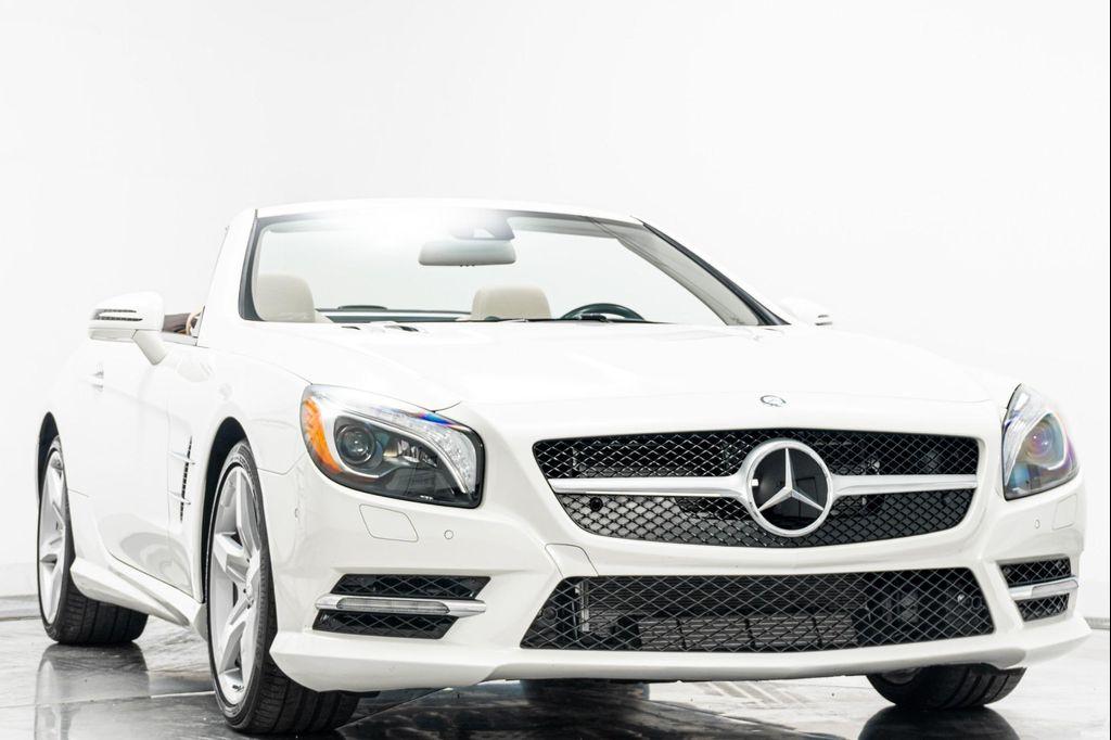 used 2016 Mercedes-Benz SL 550 car, priced at $70,298