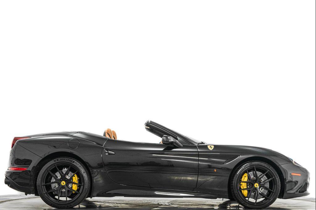 used 2015 Ferrari California car