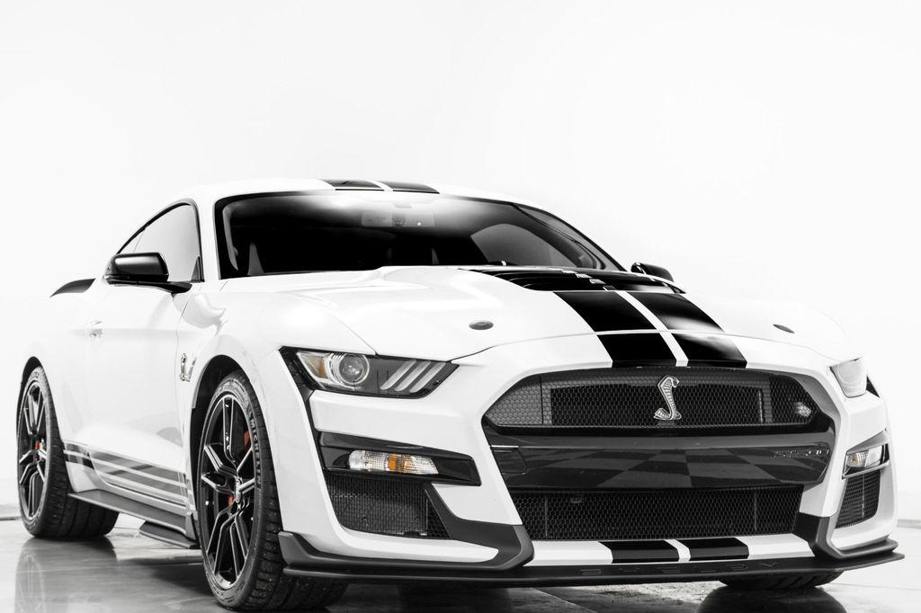 used 2022 Ford Shelby GT500 car
