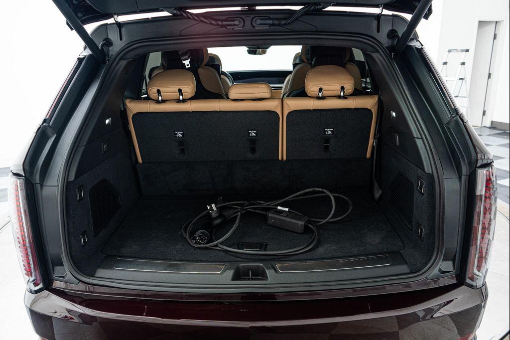 used 2025 Cadillac Escalade IQ car