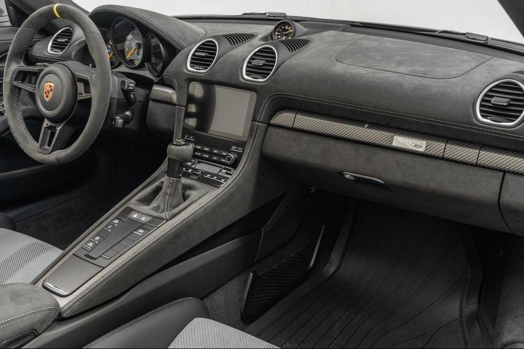 used 2025 Porsche 718 Spyder car, priced at $214,900