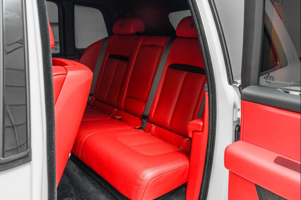 used 2024 Rolls-Royce Cullinan car