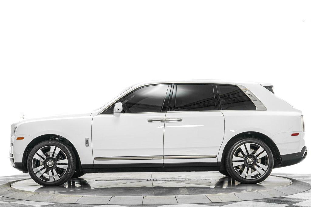 used 2024 Rolls-Royce Cullinan car
