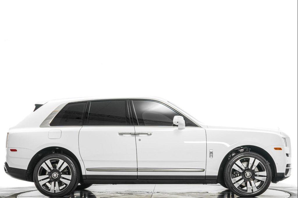 used 2024 Rolls-Royce Cullinan car