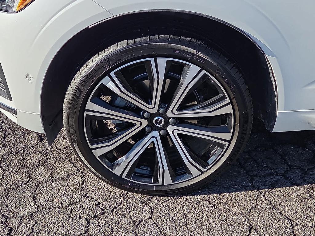 used 2023 Volvo XC60 car, priced at $37,995