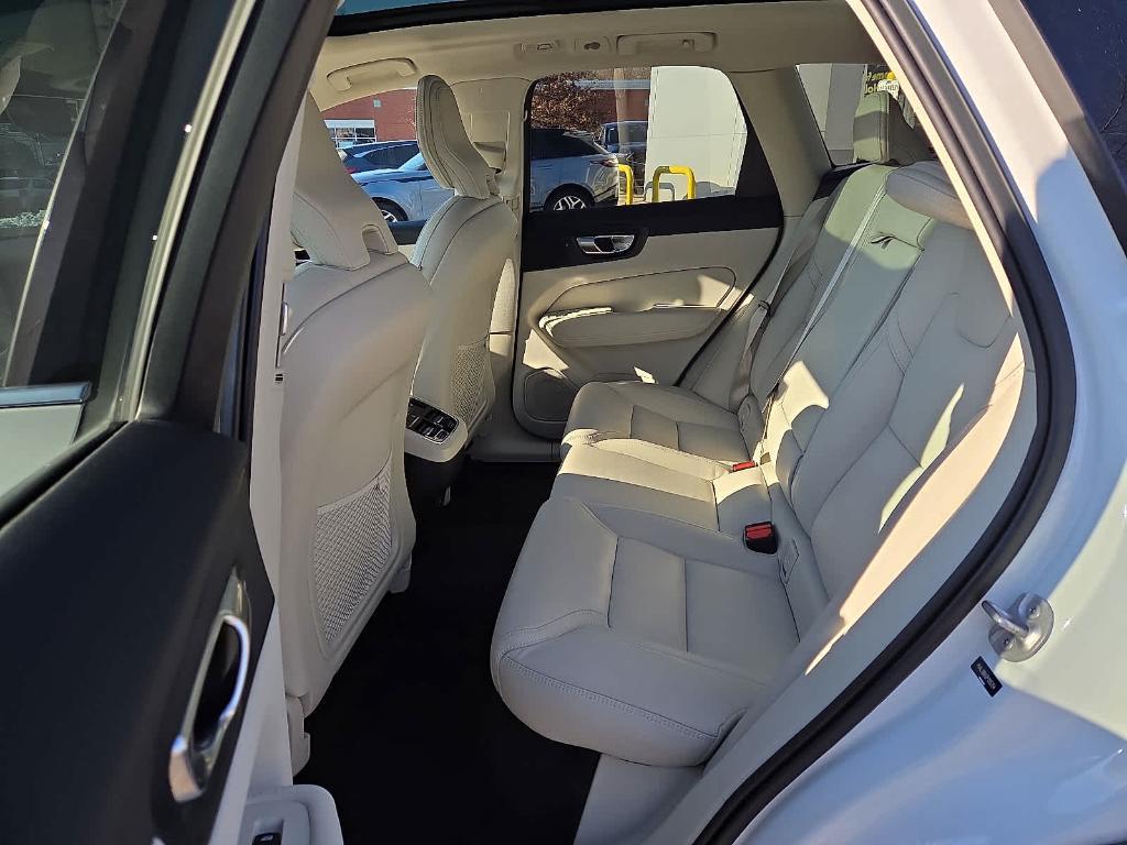 used 2023 Volvo XC60 car, priced at $37,995