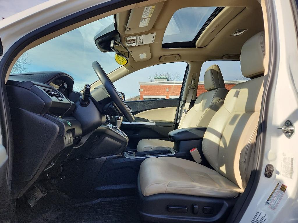 used 2016 Honda CR-V car, priced at $13,998